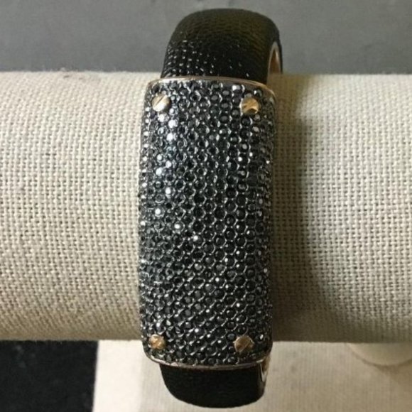 Henri Bendel Bowery Black Swarovski Crystal Snakeskin Cuff Bracelet Like New! - Picture 6 of 6